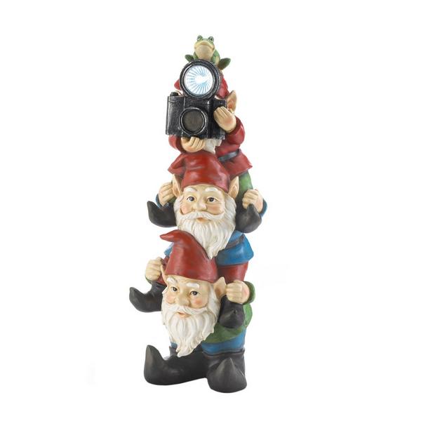 Stack of Gnomes and Frog Solar Garden Light - Giftscircle